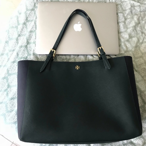 Tory Burch Handbags - ❤️Tory Burch Oversided Tote Dark Green & Navy❤️